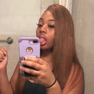 Meet your Posher, Charity